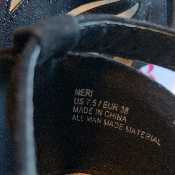 JustFab Platform Heels in Black Faux Suede, Like New! - Picture 9 of 14